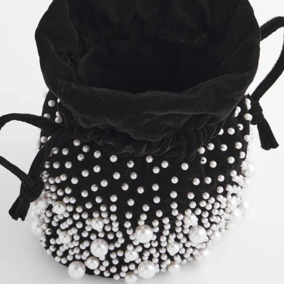 Chico's Faux Pearl & Velvet Crossbody Bucket Bag 💫 - Picture 6 of 12